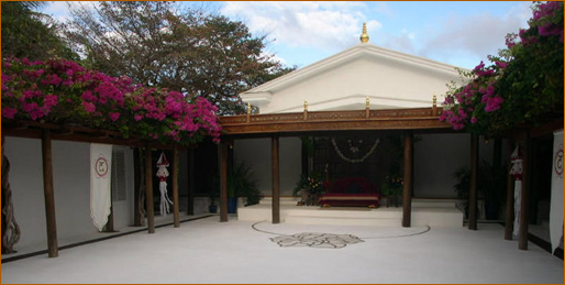 The Inner Courtyard of Aham Da Asmi Sthan: before the cyclone