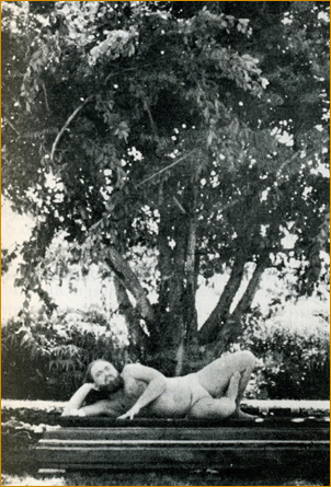 Adi Da reclining in front of the tree, Grace Straightens
