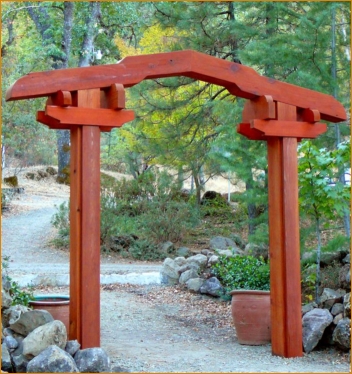 The gate, looking outward